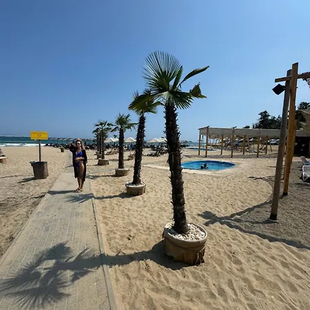 アパート Marine Sands