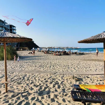 Marine Sands